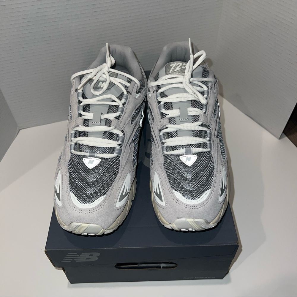 New Balance Gray Sneakers